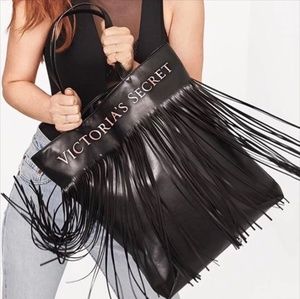 SOLD! VS Fringe Tote NWT💜💜